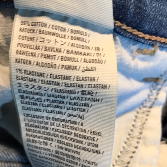 Hollister Distressed Skinny Jeans - Picture 6 of 10